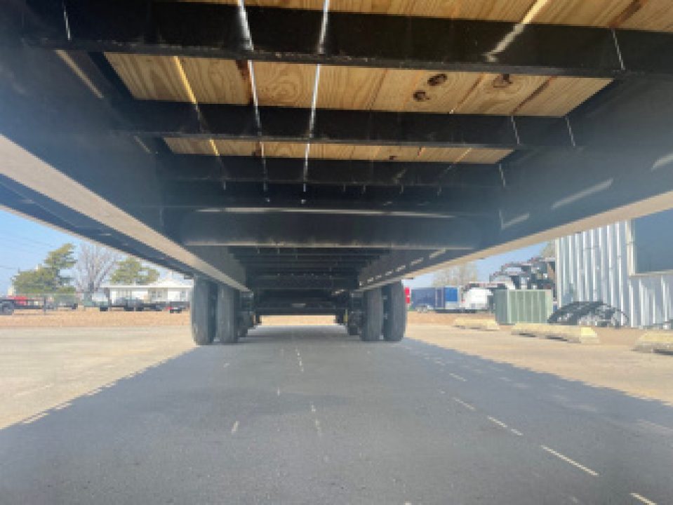 New 2025 PJ Trailers LD402 Flatbed Trailer