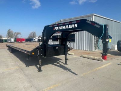 New 2025 PJ Trailers LD402 Flatbed Trailer