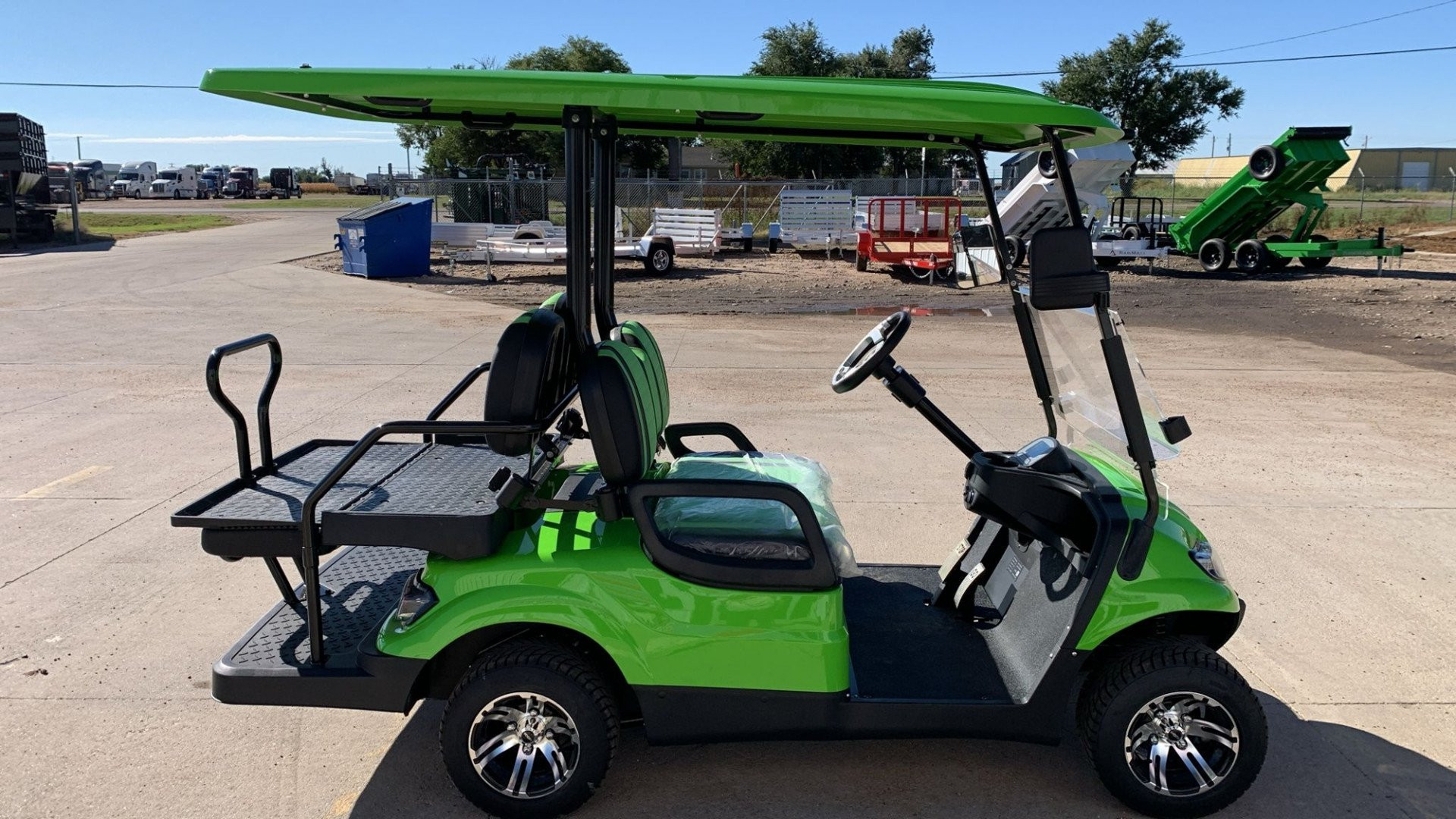 New 2023 Icon Trailers i40 Golf Cart