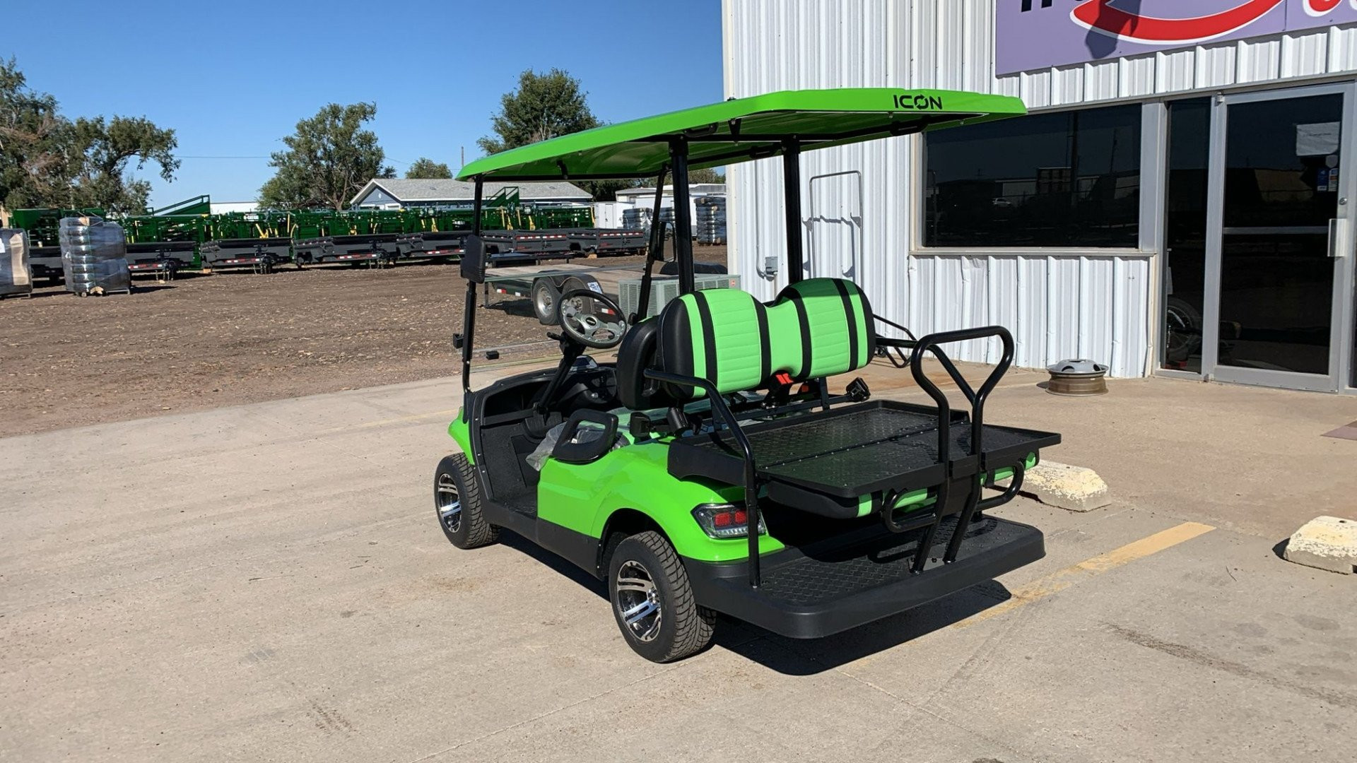 New 2023 Icon Trailers i40 Golf Cart