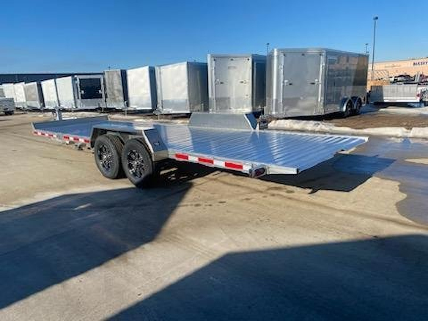 7×24 Tilt Trailer photo 3