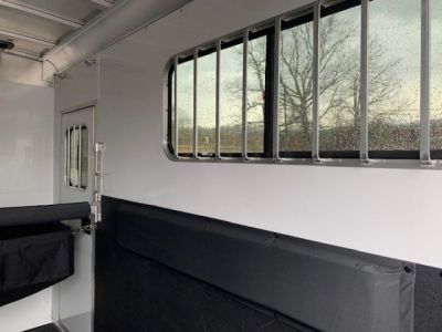 New 2027 Adam 2 Horse Straightload JuLite Bumper Pull Horse Trailer