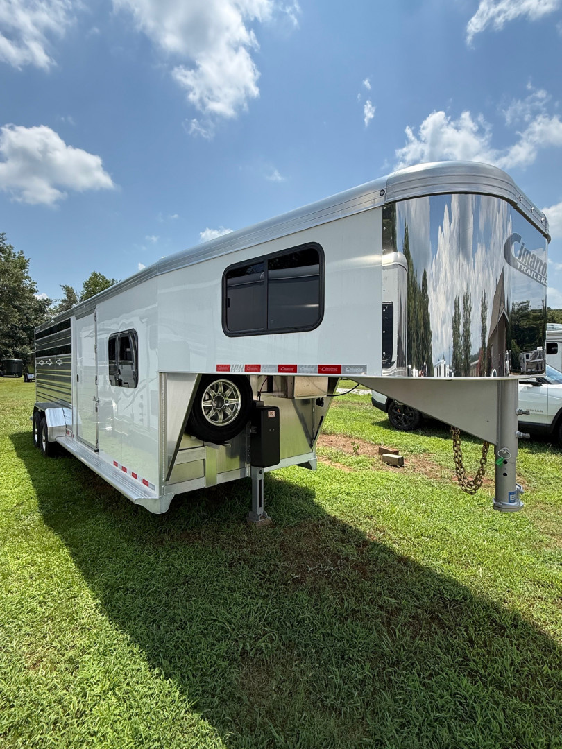 New 2026 Cimarron Trailers Lonestar Stock Combo 24' Horse Trailer