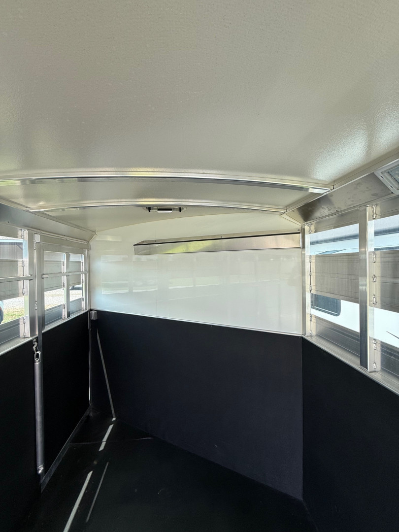 New 2026 Cimarron Trailers Lonestar Stock Combo 24' Horse Trailer