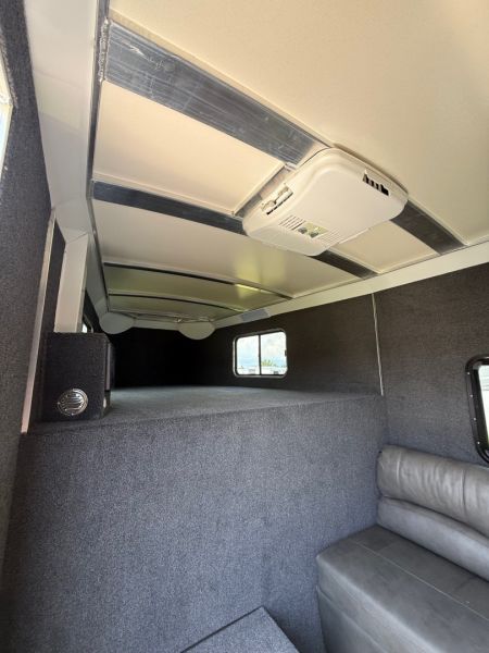 New 2026 Cimarron Trailers Lonestar Stock Combo 24' Horse Trailer