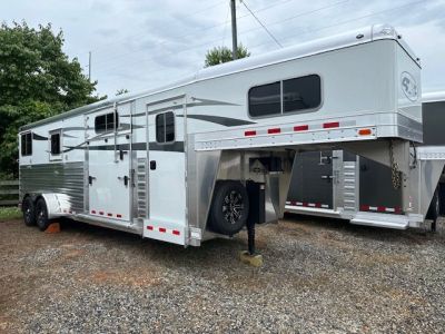 New 2027 4-Star Trailers 2+1 Gooseneck Horse Trailer