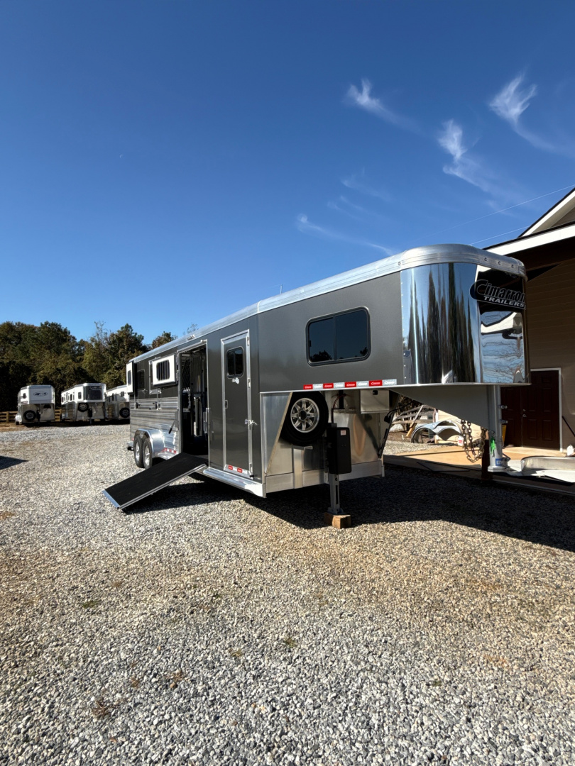 New 2026 Cimarron Trailers Norstar 2+1 Horse Trailer
