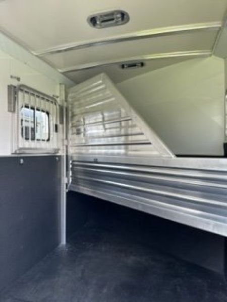 New 2026 CIMARRON TRAILERS Norstar 2 Horse Slant Load w/ Rear Tack