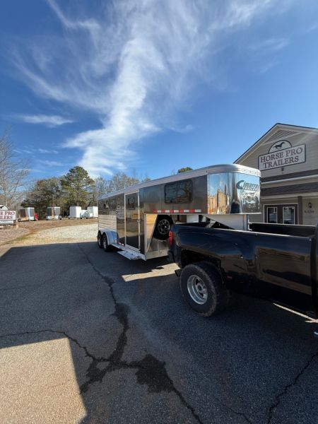New 2026 Cimarron Trailers Norstar 3 Horse R.T.G Gooseneck