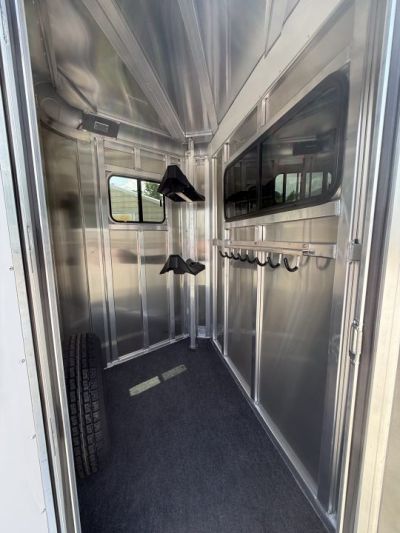 New 2026 Adam 2H Jubilee Side Ramp BP Horse Trailer
