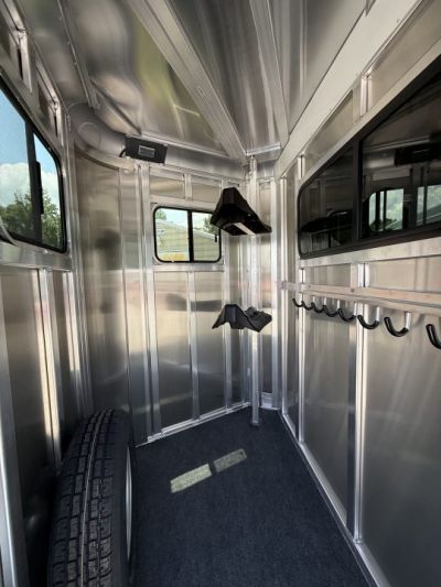 New 2026 Adam 2H Jubilee Side Ramp BP Horse Trailer