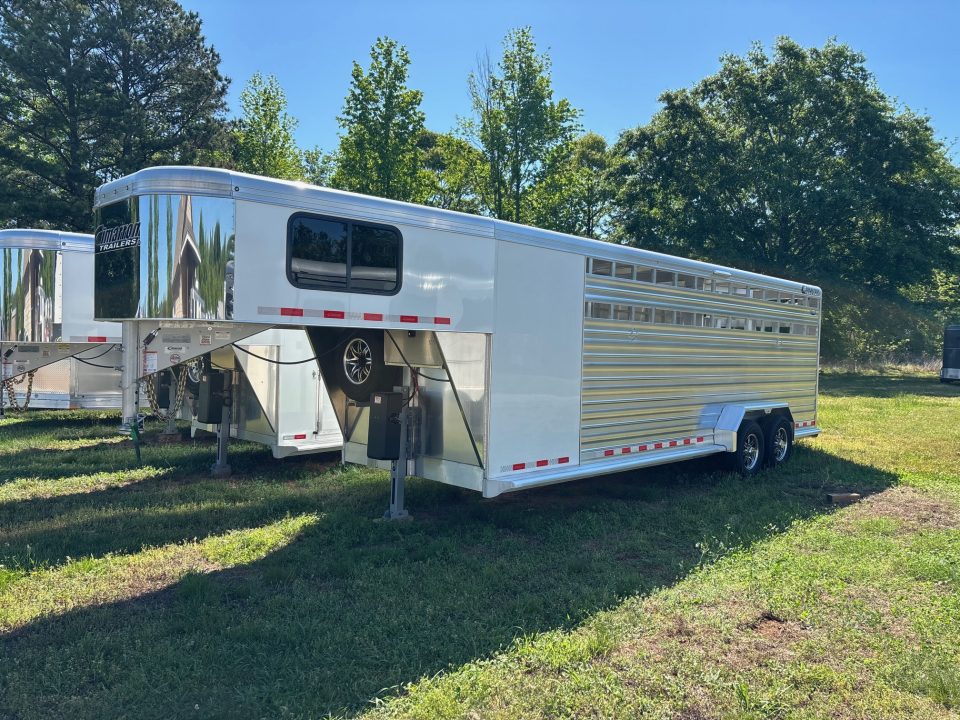 New 2026 Cimarron Trailers Lonestar LS24G Horse Trailer