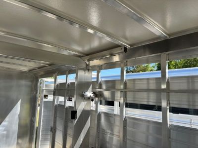 New 2026 Cimarron Trailers Lonestar LS24G Horse Trailer