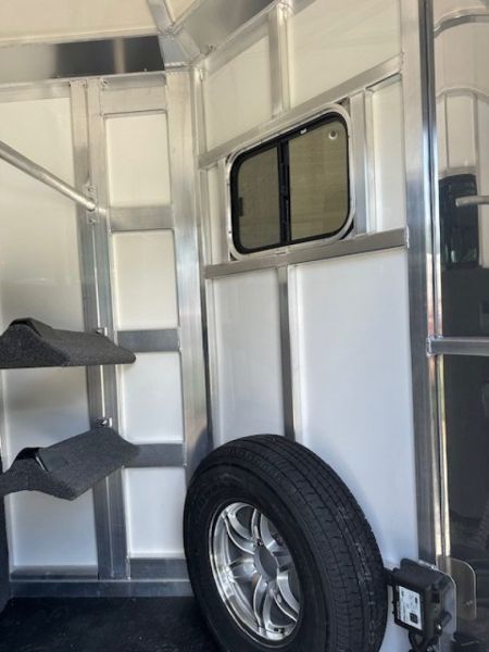 New 2027 Cimarron Trailers Norstar 2 Horse Side Ramp Horse Trailer