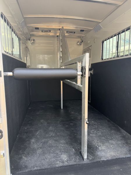 New 2026 CIMARRON TRAILERS Norstar 2 Horse Straight Load Bumper Pull Horse Trailer