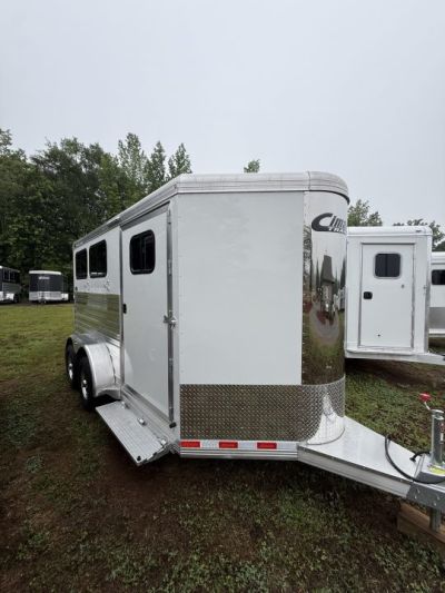 New 2026 Cimarron Trailers Norstar R.T.G. 2 Horse Slant Load BP 7'1 Tall w/Ramp Horse Trailer