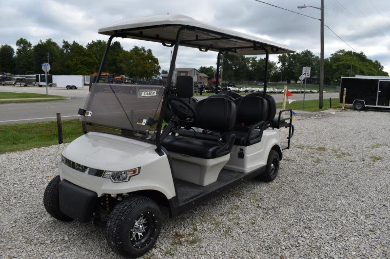 New 2023 STAR EV CAPELLA 48 4+2 Golf Cart