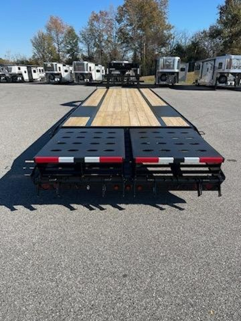 2025 Elite Trailers photo 6