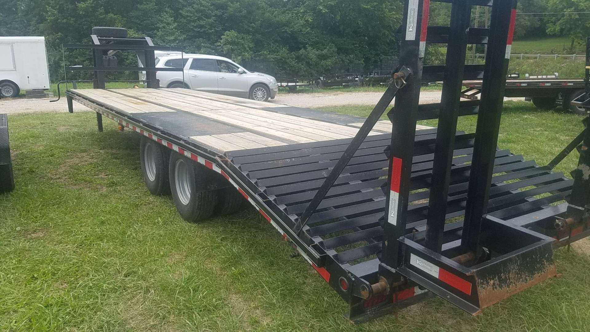 Used 2023 Kaufman Trailers 25+5 Gooseneck Deckover Trailer