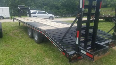 Used 2023 Kaufman Trailers 25+5 Gooseneck Deckover Trailer