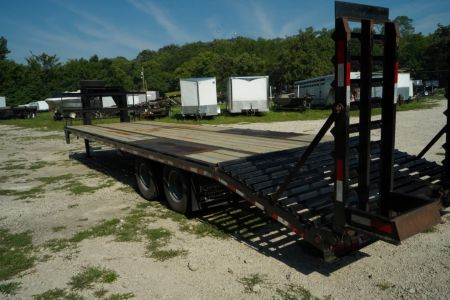 Used 2023 Kaufman Trailers 25+5 Gooseneck Deckover Trailer