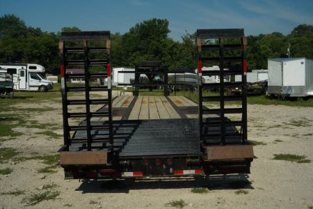 Used 2023 Kaufman Trailers 25+5 Gooseneck Deckover Trailer