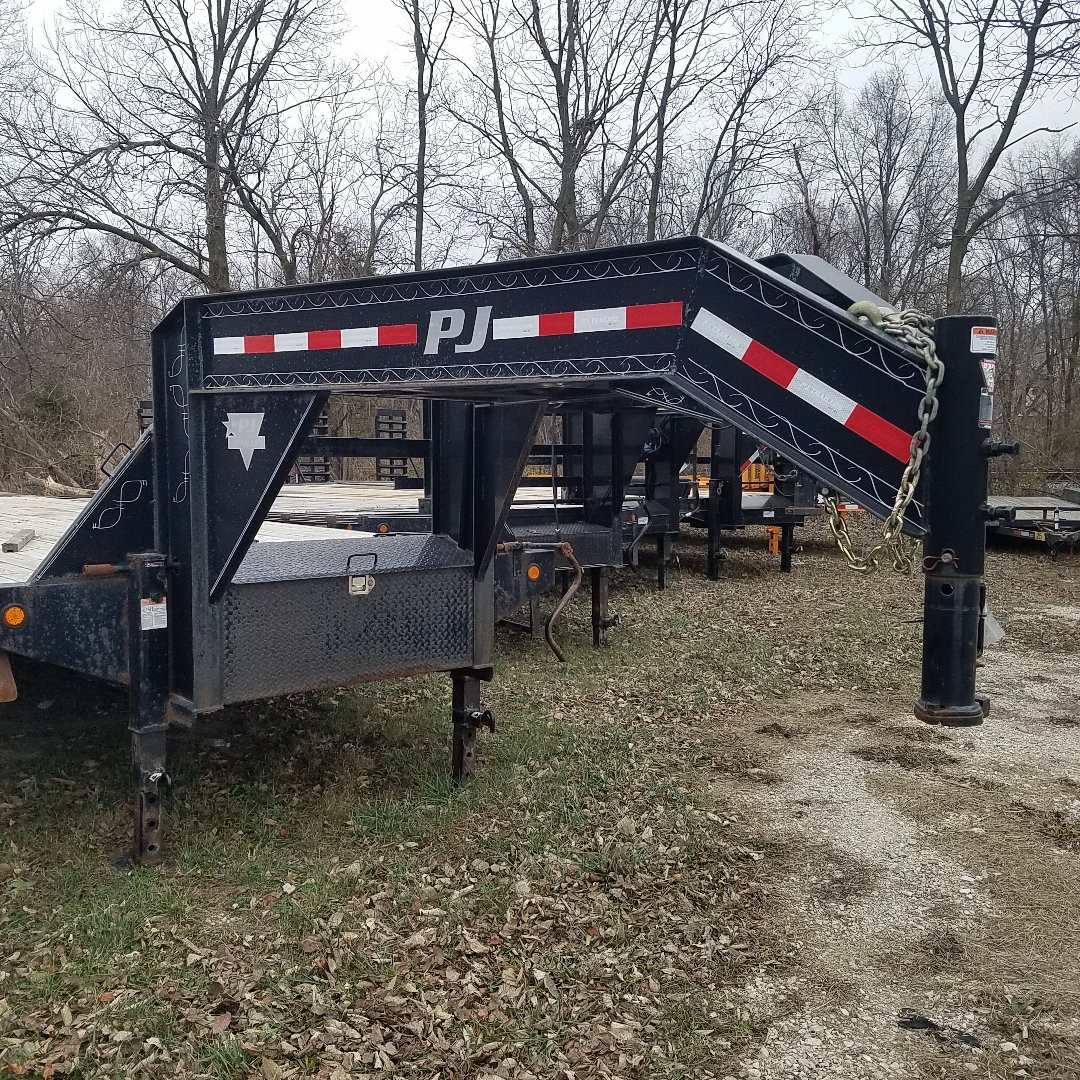Used 2018 PJ Trailers 8.5 x 27+5 Deckover Gooseneck 20K Equipment Trailer