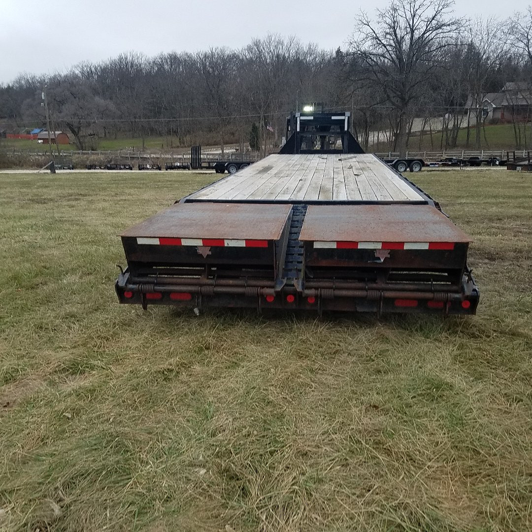 Used 2018 PJ Trailers 8.5 x 27+5 Deckover Gooseneck 20K Equipment Trailer
