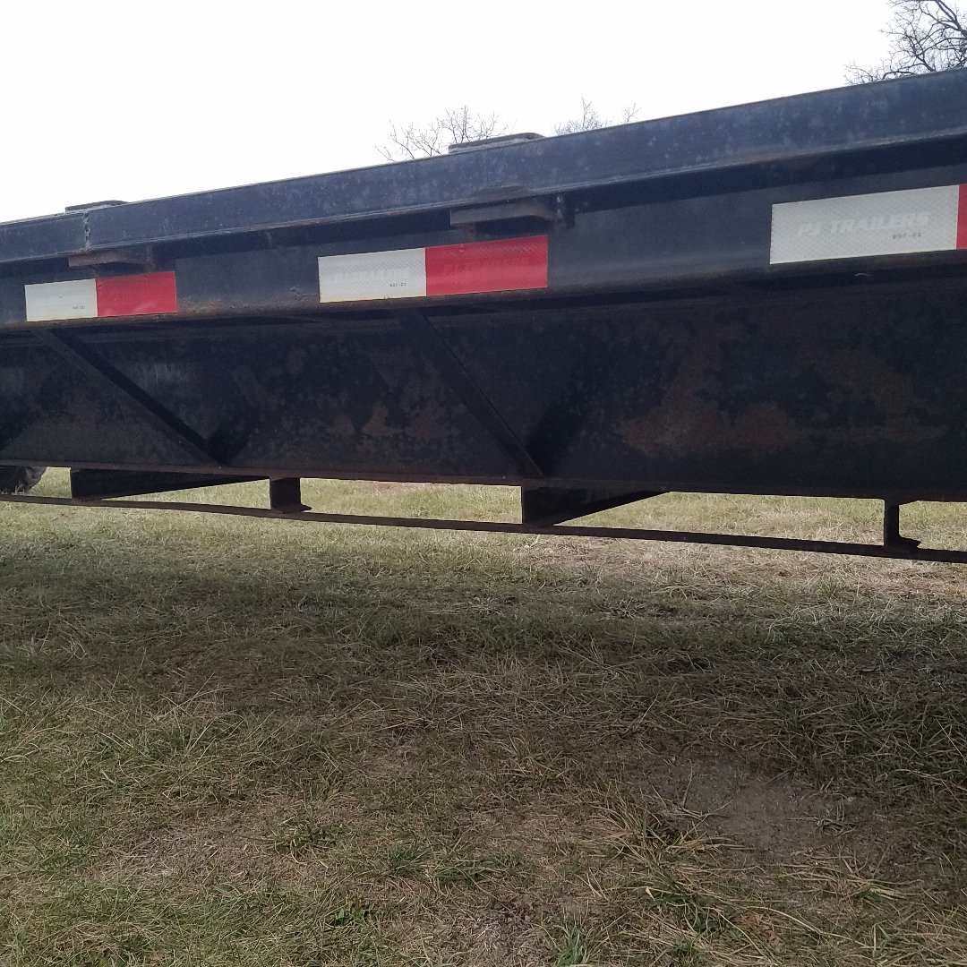 Used 2018 PJ Trailers 8.5 x 27+5 Deckover Gooseneck 20K Equipment Trailer