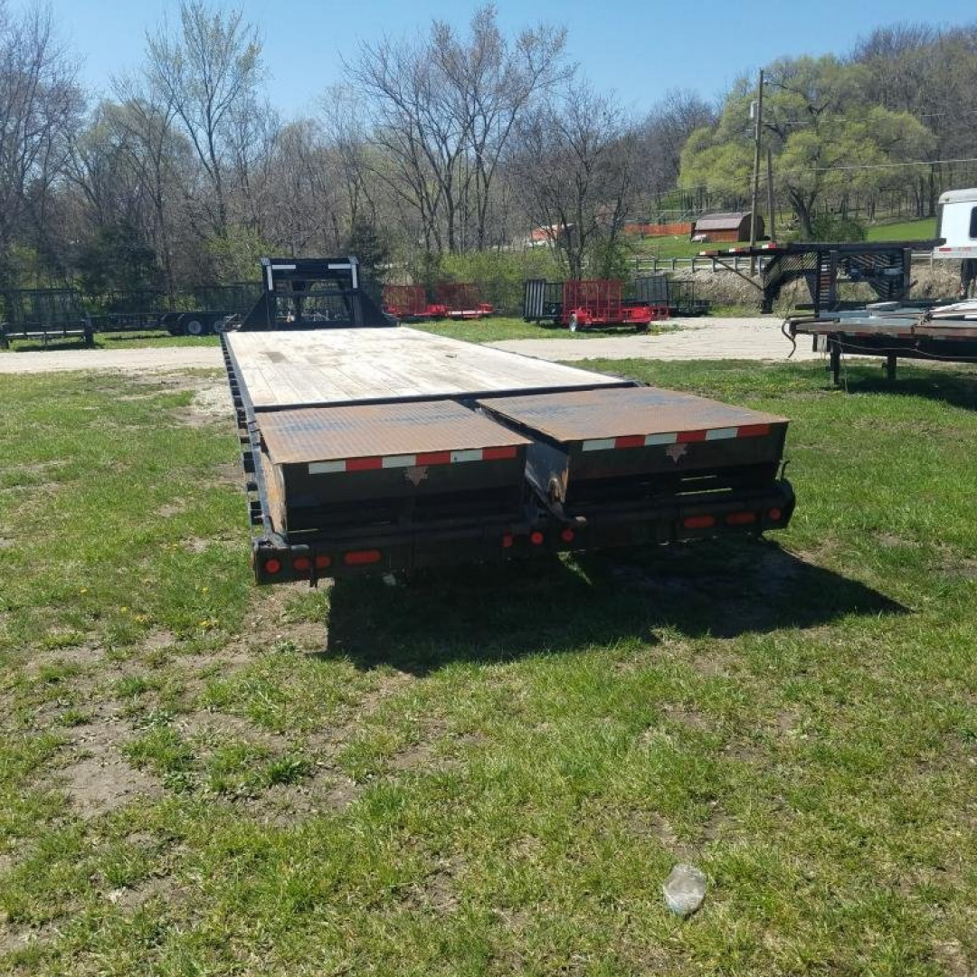 Used 2018 PJ Trailers 8.5 x 27+5 Deckover Gooseneck 20K Equipment Trailer