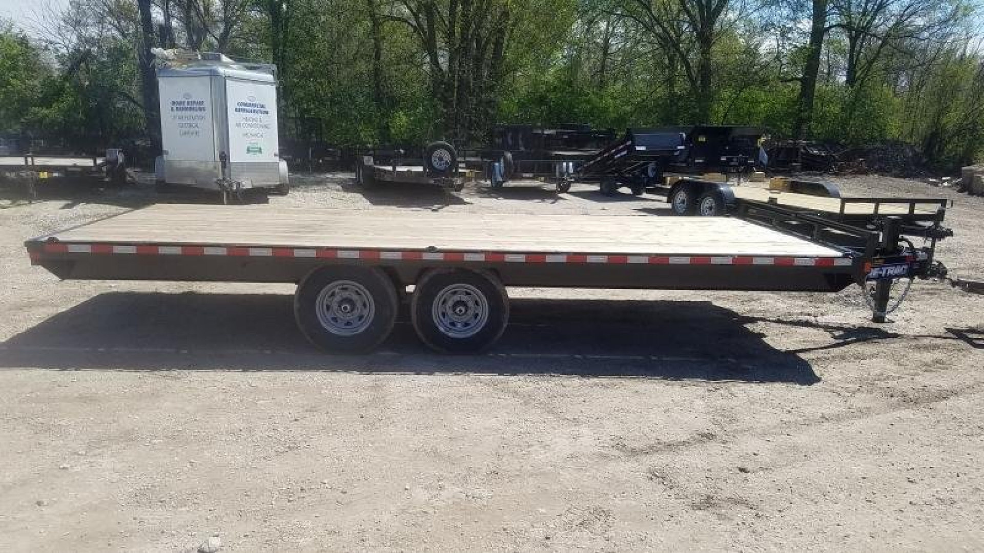 New 2027 Sure-Trac 8.5 x 20' Flatbed 14K Deckover Trailer