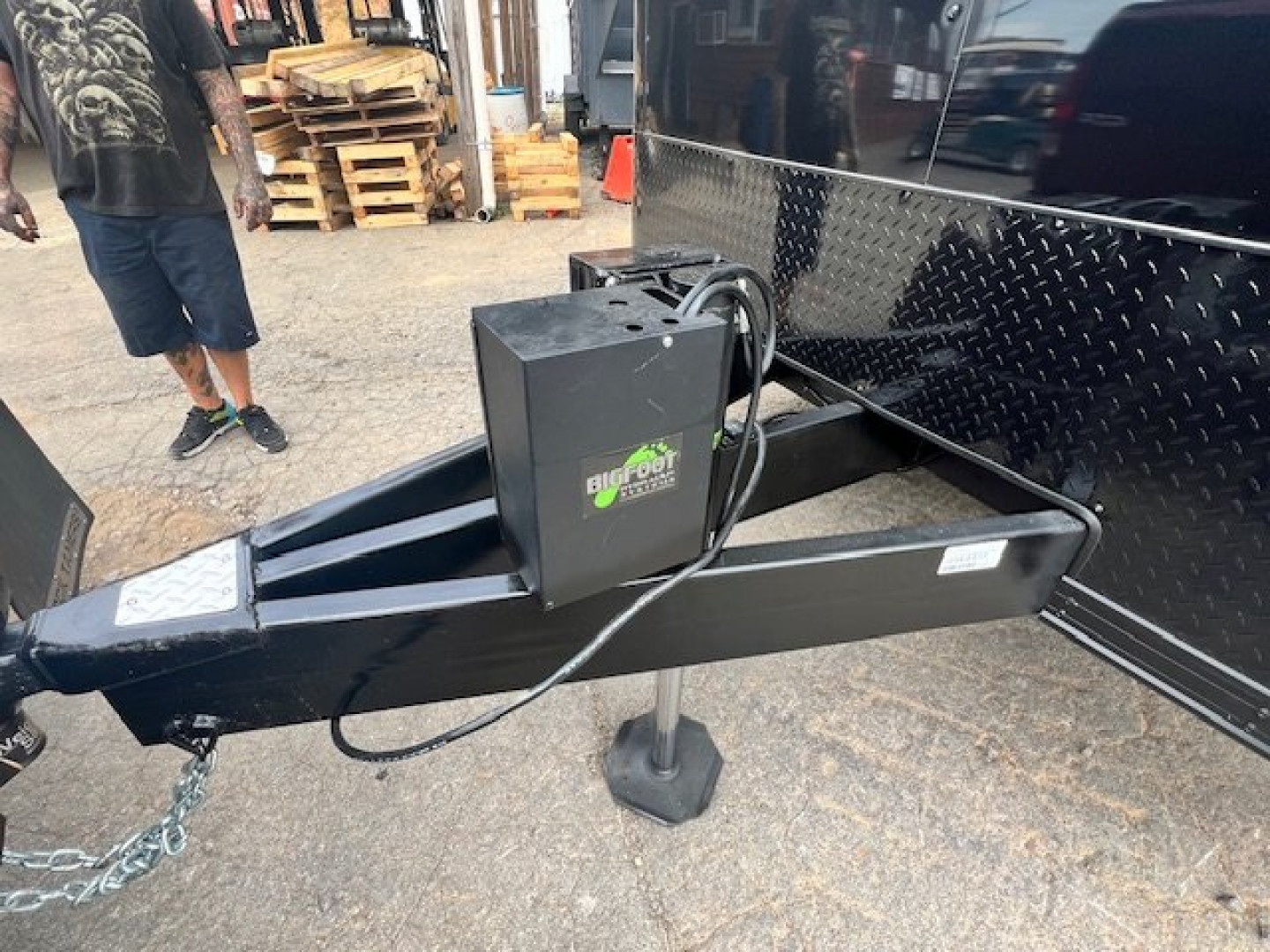New 2025 Outlaw Trailers 8.5x32 Stacker Race Trailer Car / Racing Trailer