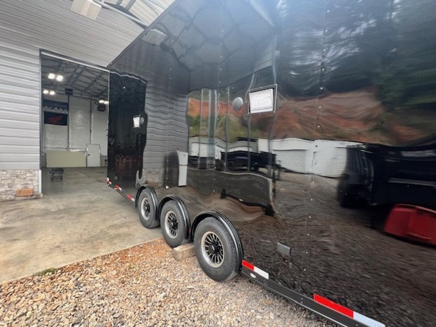 New 2025 Outlaw Trailers 8.5x32 Stacker Race Trailer Car / Racing Trailer