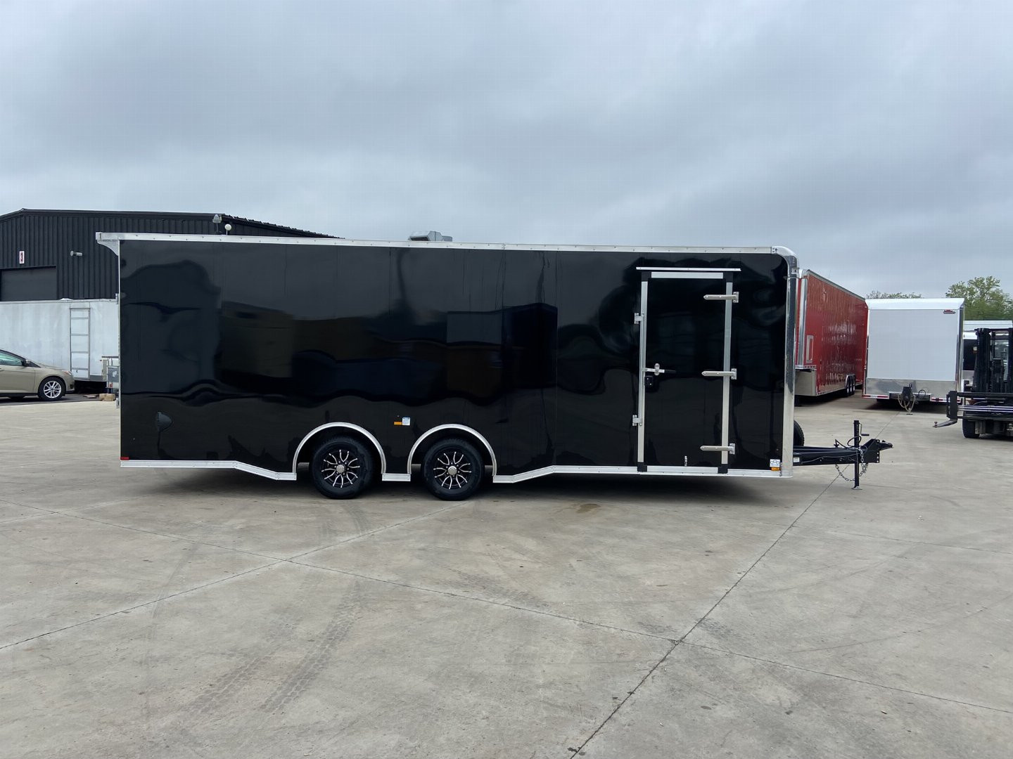 9×24 Enclosed Cargo Trailer photo 3