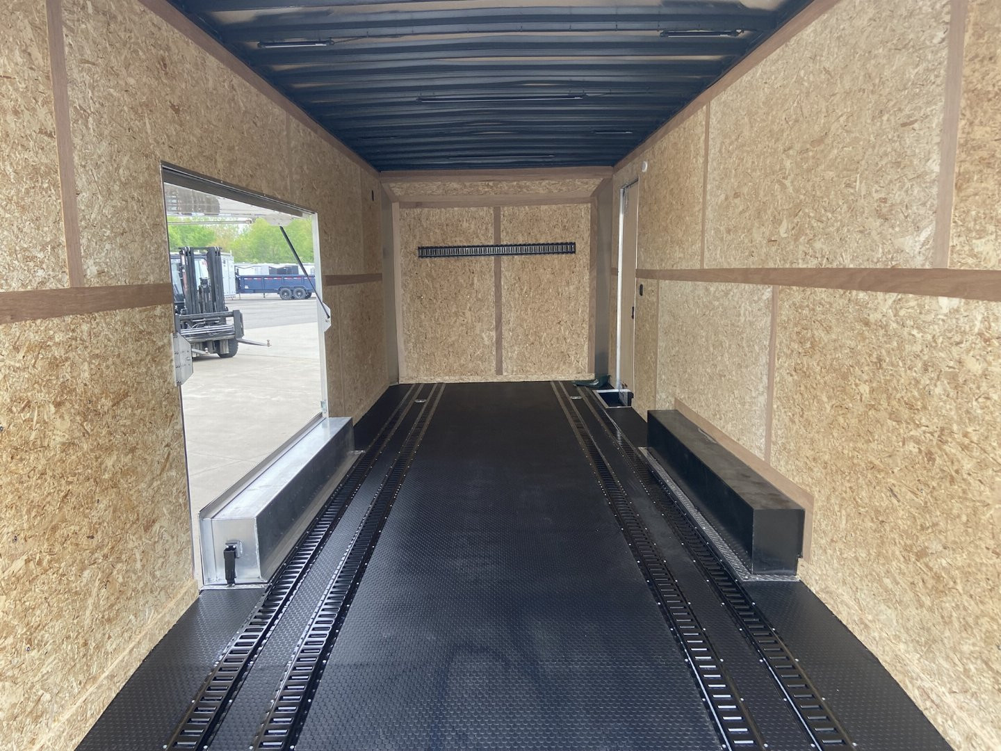 9×24 Enclosed Cargo Trailer photo 7