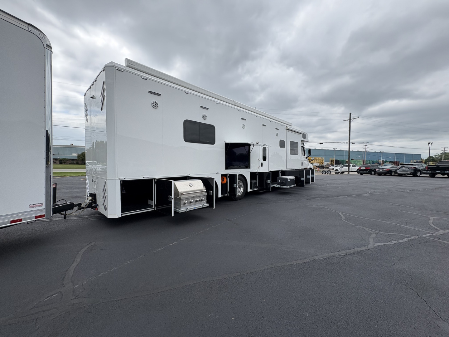 Used JDCC 46ft Motorhome 2 Bath