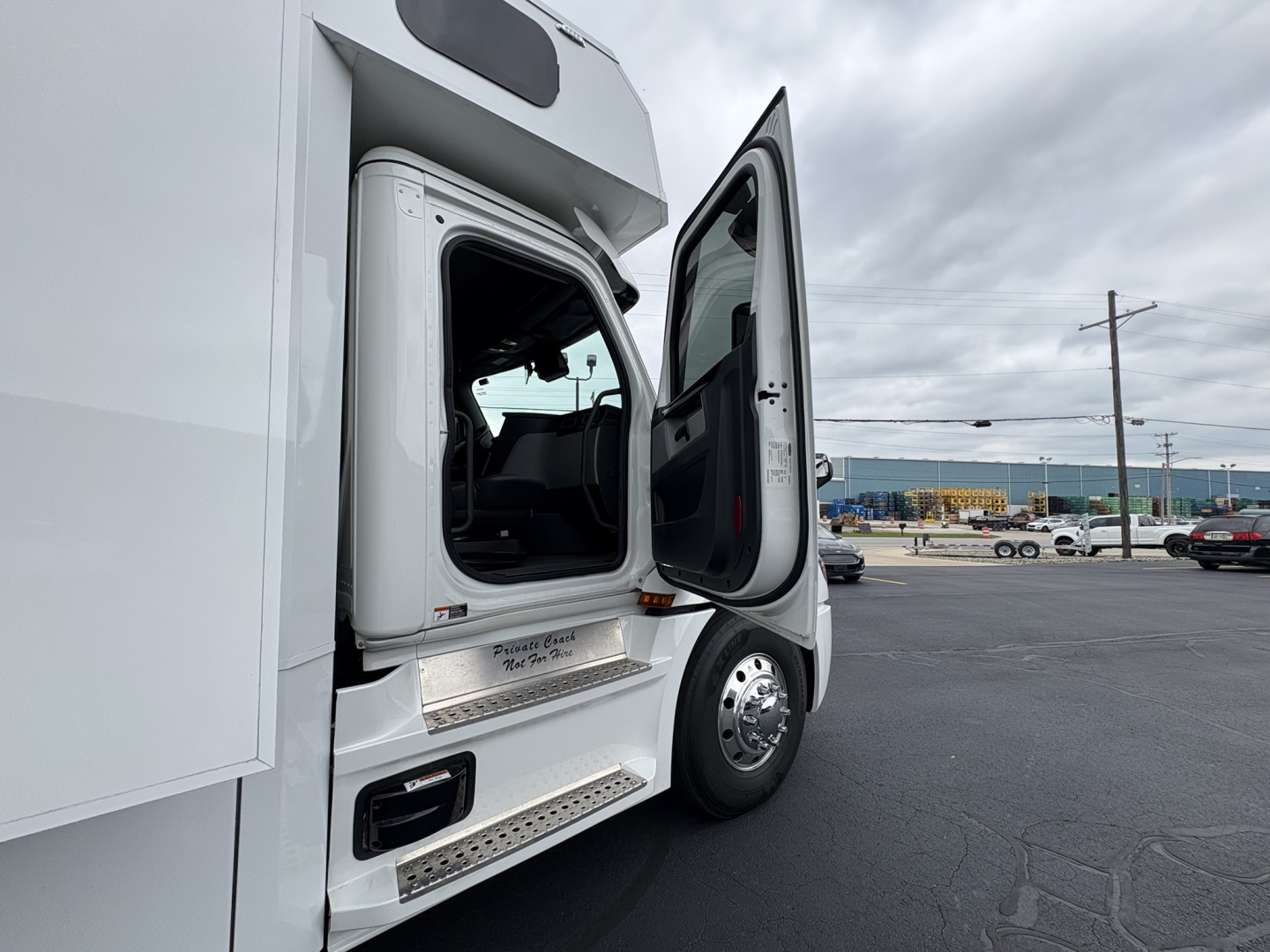 Used JDCC 46ft Motorhome 2 Bath