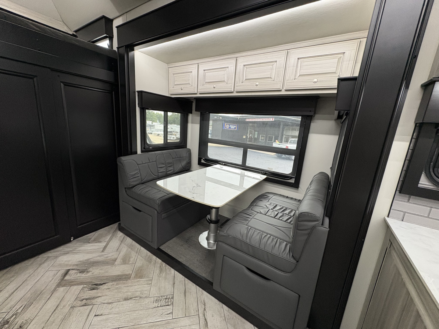 Used JDCC 46ft Motorhome 2 Bath
