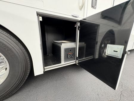Used JDCC 46ft Motorhome 2 Bath