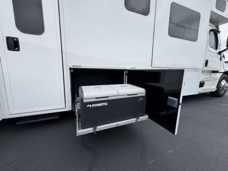 Used JDCC 46ft Motorhome 2 Bath