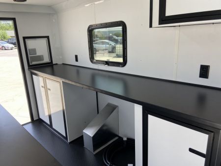 New United UAT 7x12 Aluminum Fiber Splicing Trailer