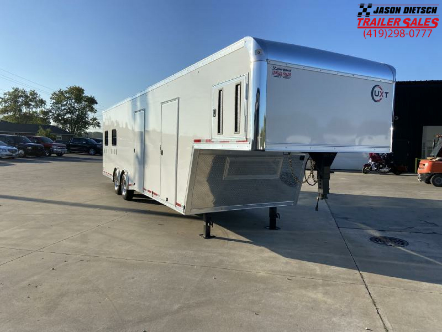 9×36 Gooseneck Trailer