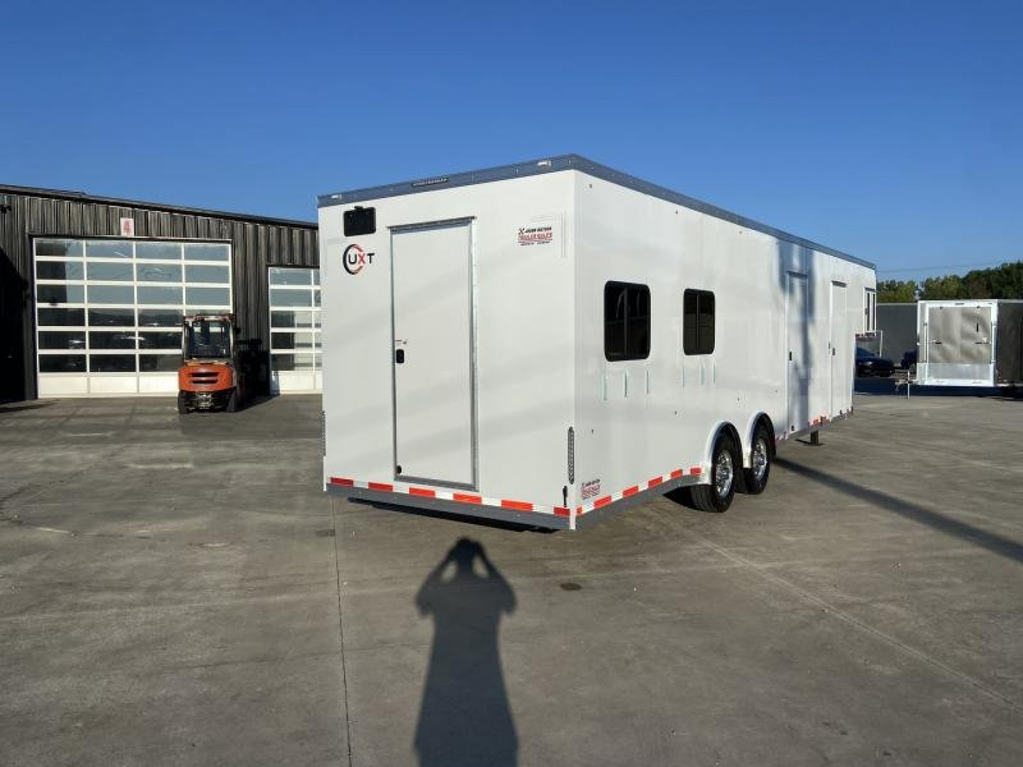 9×36 Gooseneck Trailer photo 4
