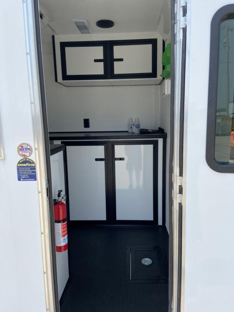 New United Aluminum 7x12 Fiber Splicer Trailer