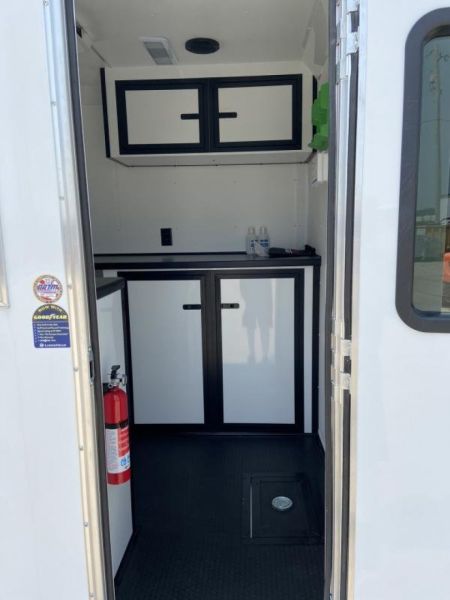 New United Aluminum 7x12 Fiber Splicer Trailer