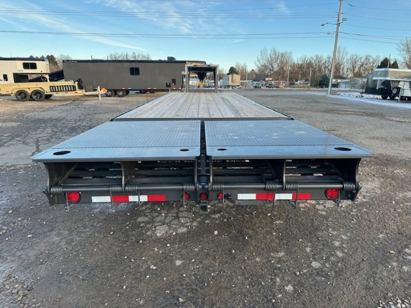 New 2025 Titan 30' Flatbed