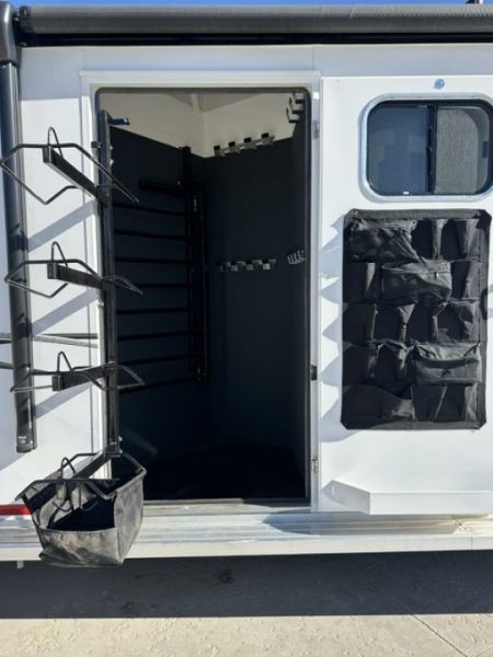 New 2024 Trails West 36' Classic 5 Horse 12x12 LQ w/ Slide Out