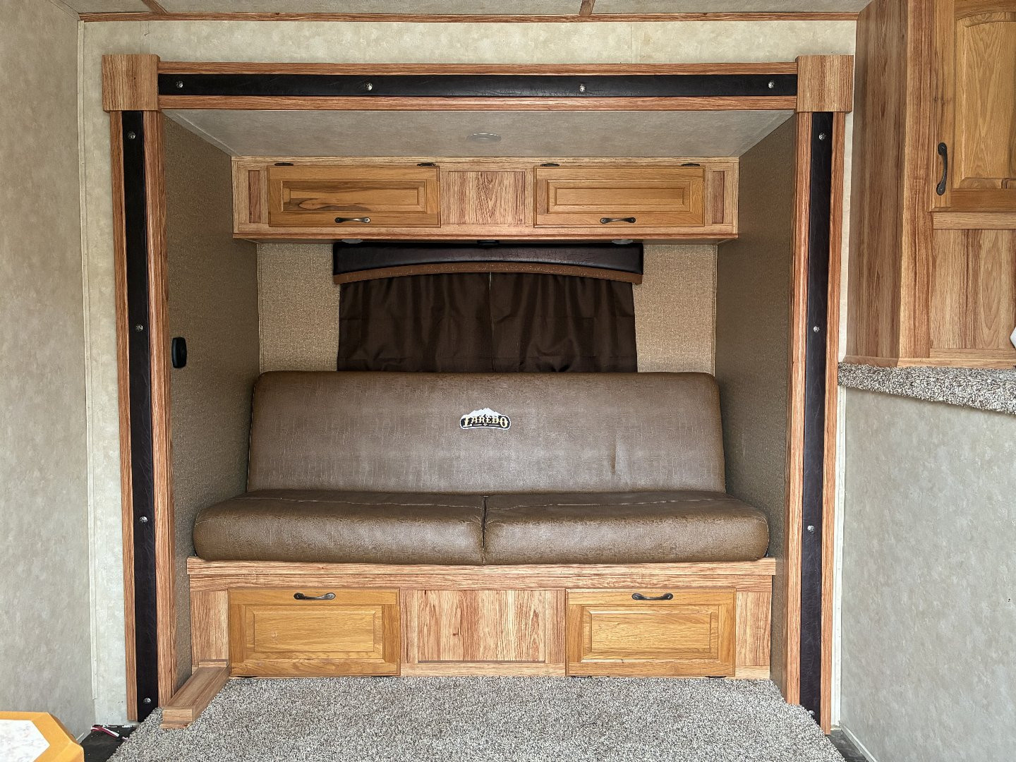 Used 2015 Bison 4H 15' LQHorse Trailer