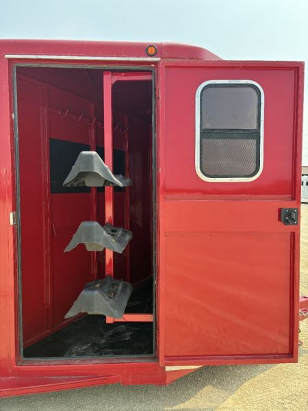 Used 2016 Titan 3H BP Avalanche Horse Trailer