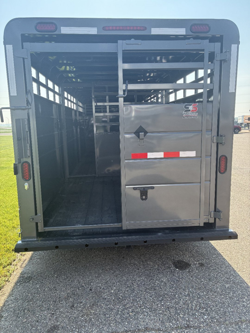 New 2025 S&S Manufacturing 24' Stock Trailer Stock / Stock Combo Trailer